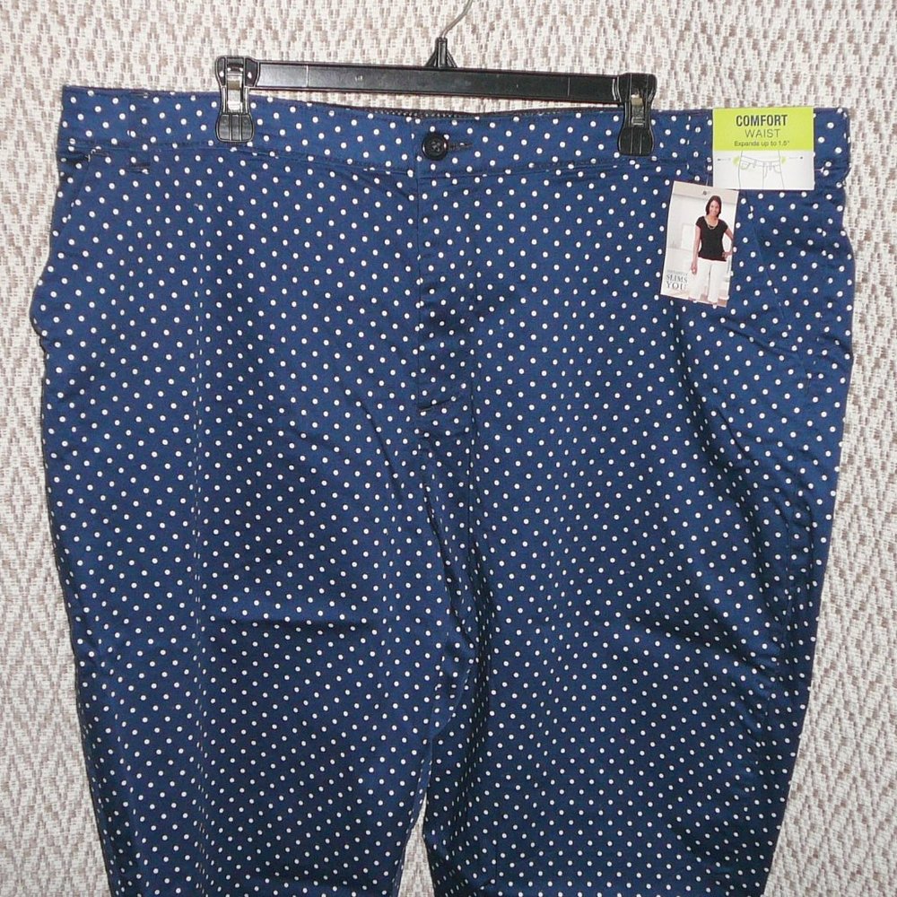 NWT Lee Riders Slimming Capri Crop Pants Plus 24W Blue White Polka Dot